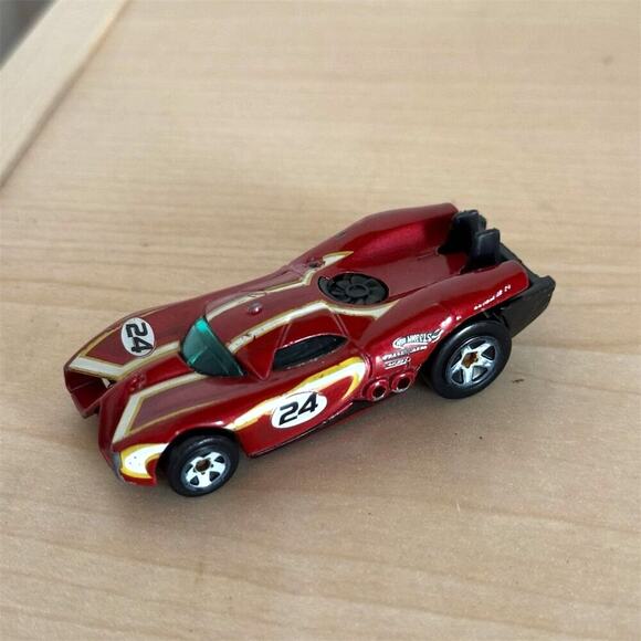 Hot Wheels Track Stars Prototype H-24 Red Diecast Car 2010 Racing theme - Picture 5 of 6
